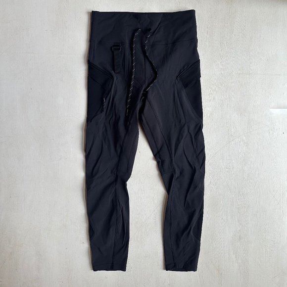 Lululemon Cargo Super High Rise Hiking Tight Leggings - Picture 3 of 6